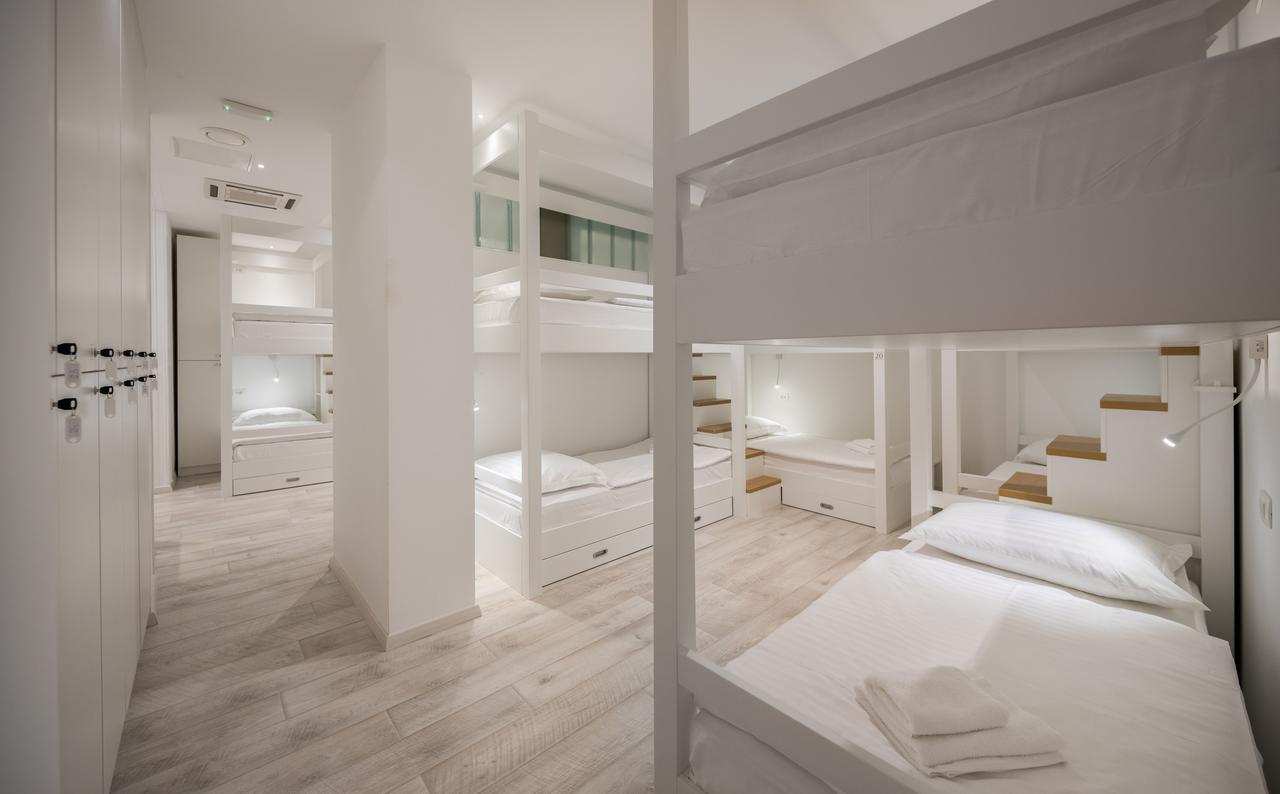 Boutique Hostel Posteya Сплит Екстериор снимка